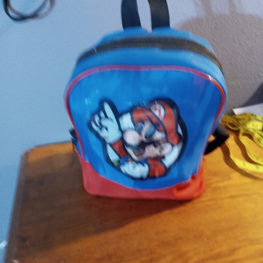 Mario Backpack - Picture 2 of 3